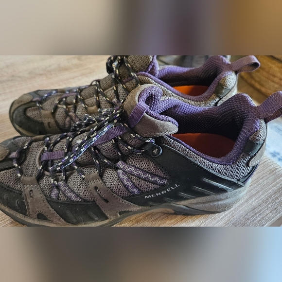 Merrell Grey and Purple Hiking Shoes Size 8 - Picture 2 of 5